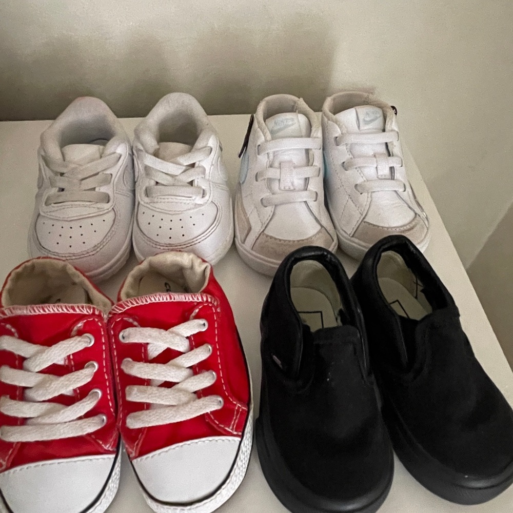 Size 3c shoe lot